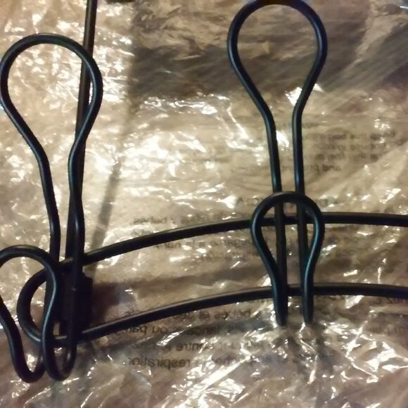 New Unused Mainstays Oil Rubbed Bronze Over The Door 3 Hook Rack - Picture 4 of 6